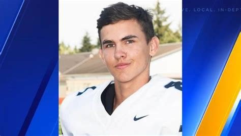 GABRIEL DAVIES: Missing from Olympia, WA - 31 Aug 2022 - Age 17 * Found Safe**ARRESTED*
