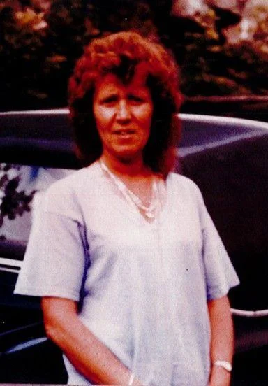 Carol Ryan was brutally murdered in Jamesville, New York in September 1996!  No one has been arrested for killing her!