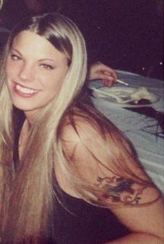 Jamie Jo Travis was last seen on August 30, 2005 in Peoria, Illinois. She was pregnant at the time she went missing.