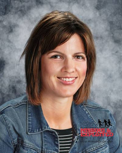 LAUNA RENEE MERRITT has been missing from Syracuse, #NewYork since 23 Feb 1983.  The 16 year old was being trafficked.